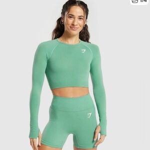 NWT Gymshark Vital 2.0 Crop Top Light Green Long Sleeve
